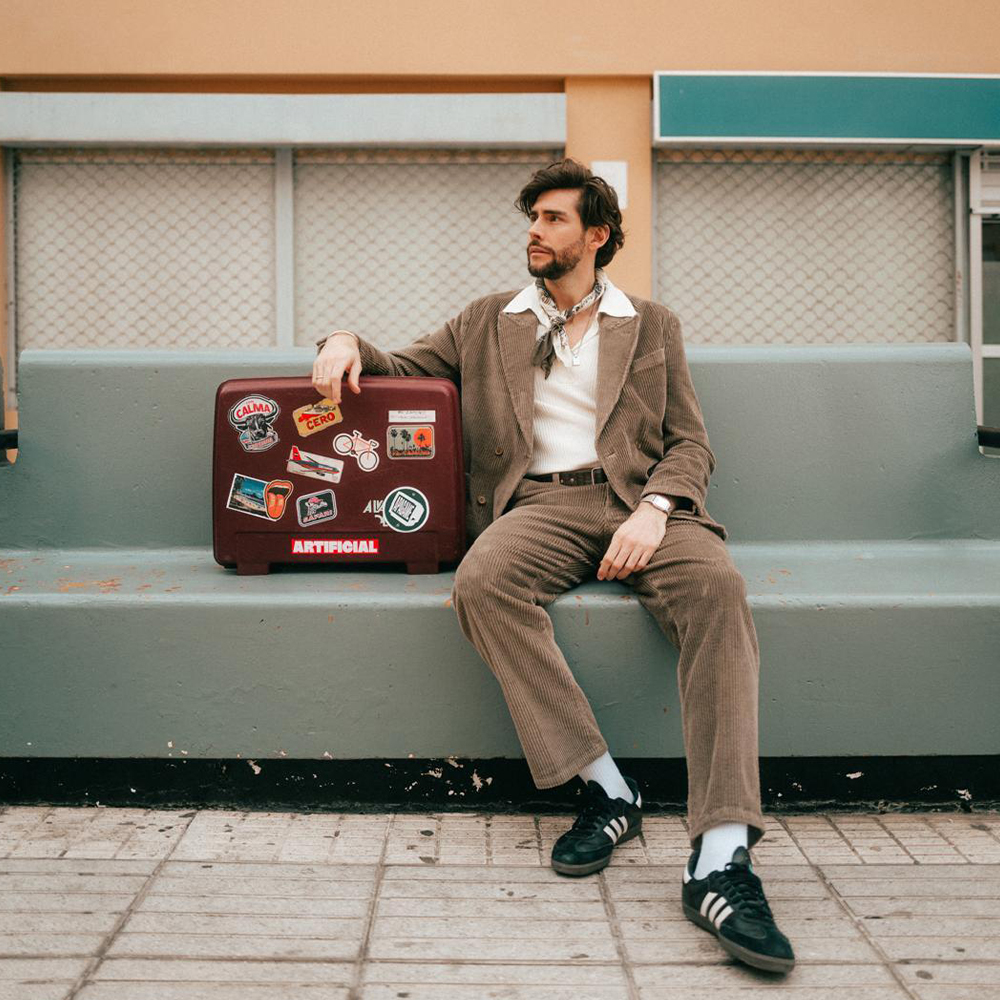Super Flea Market+Drykorn+brown corduroy suit set+Alvaro Soler ALBUM2